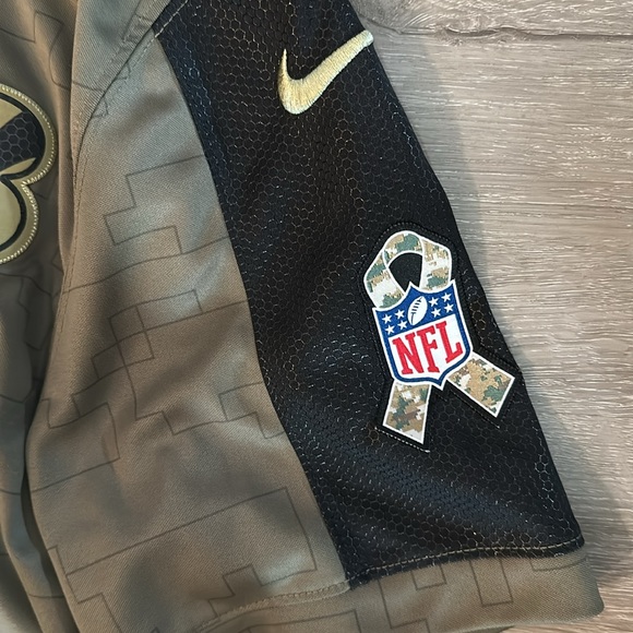 Joe Burrow Jersey - Picture 5 of 6